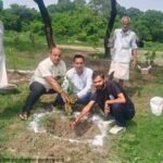 एक पेड़ माँ के नाम” अभियान के तहत ग्राम पंचायत धनेज पाण्डेय में हुआ महावृक्षारोपण